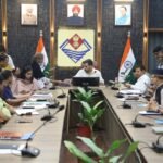 मुख्यमंत्री पुष्कर सिंह धामी की जनसमस्या समाधान नीति के तहत जिलाधिकारी डॉ. आशीष चौहान ने हर फरियाद पर संवेदनशीलता से की सुनवाई