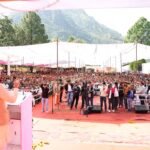 मुख्यमंत्री धामी ने कहा कि प्रधानमंत्री नरेन्द्र मोदी के मार्गदर्शन में उत्तराखंड में सड़क संपर्क, पर्यटन, शिक्षा एवं अवस्थापना सुविधाओं के विकास के लिए निरंतर कार्य किए जा रहे हैं